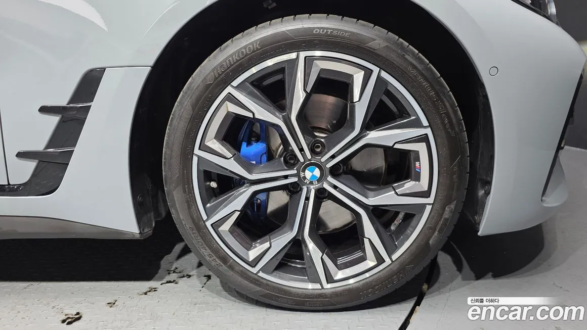 BMW 4-Series 2024 из KR, фото 8