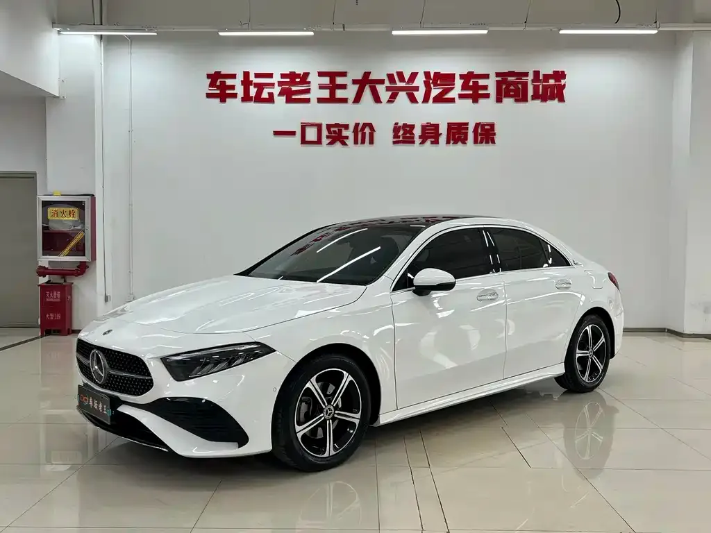 Mercedes-Benz A-Class — фото 1
