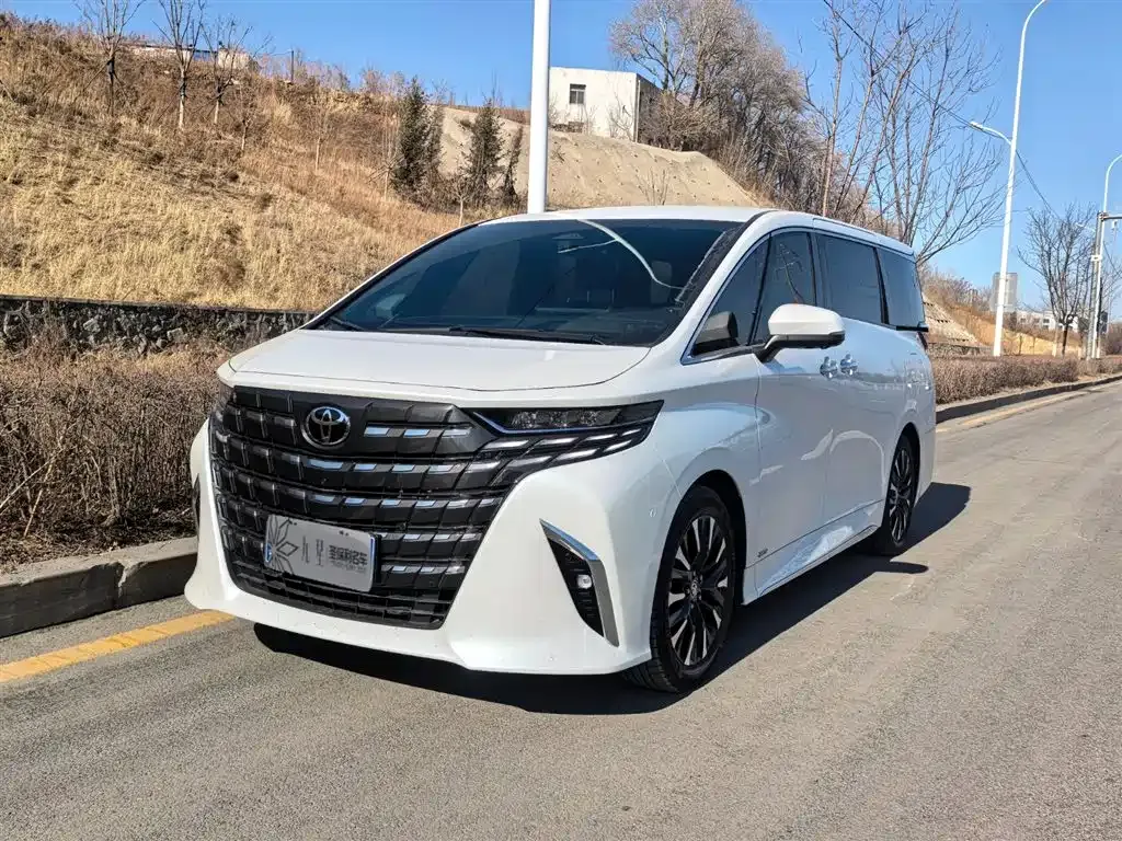 Toyota Alphard 2026 из CN, фото 1