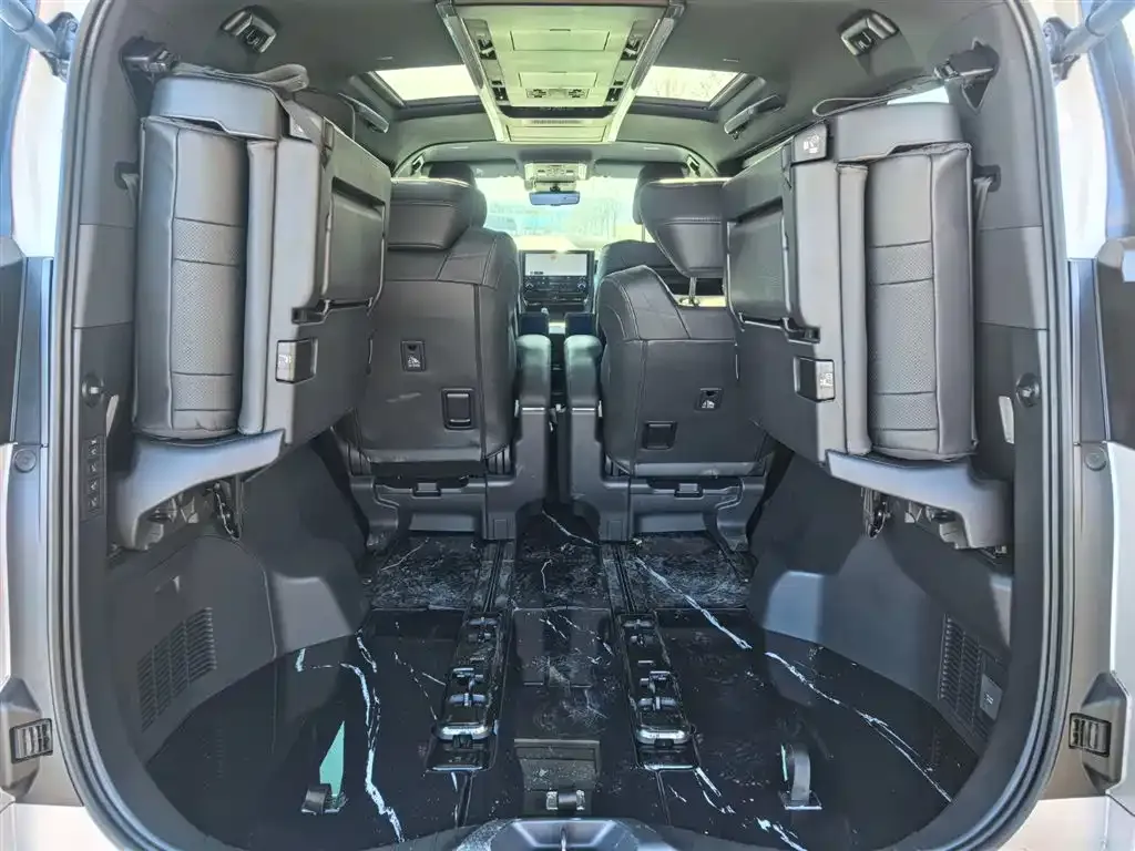 Toyota Alphard 2026 из CN, фото 2