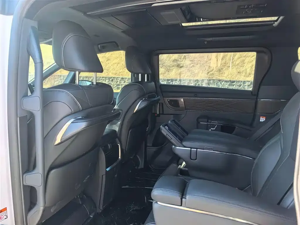 Toyota Alphard 2026 из CN, фото 4