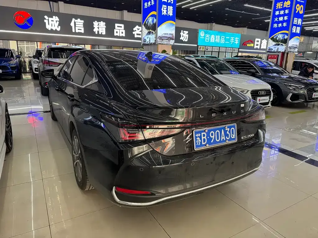 Lexus ES 2025 из CN, фото 9