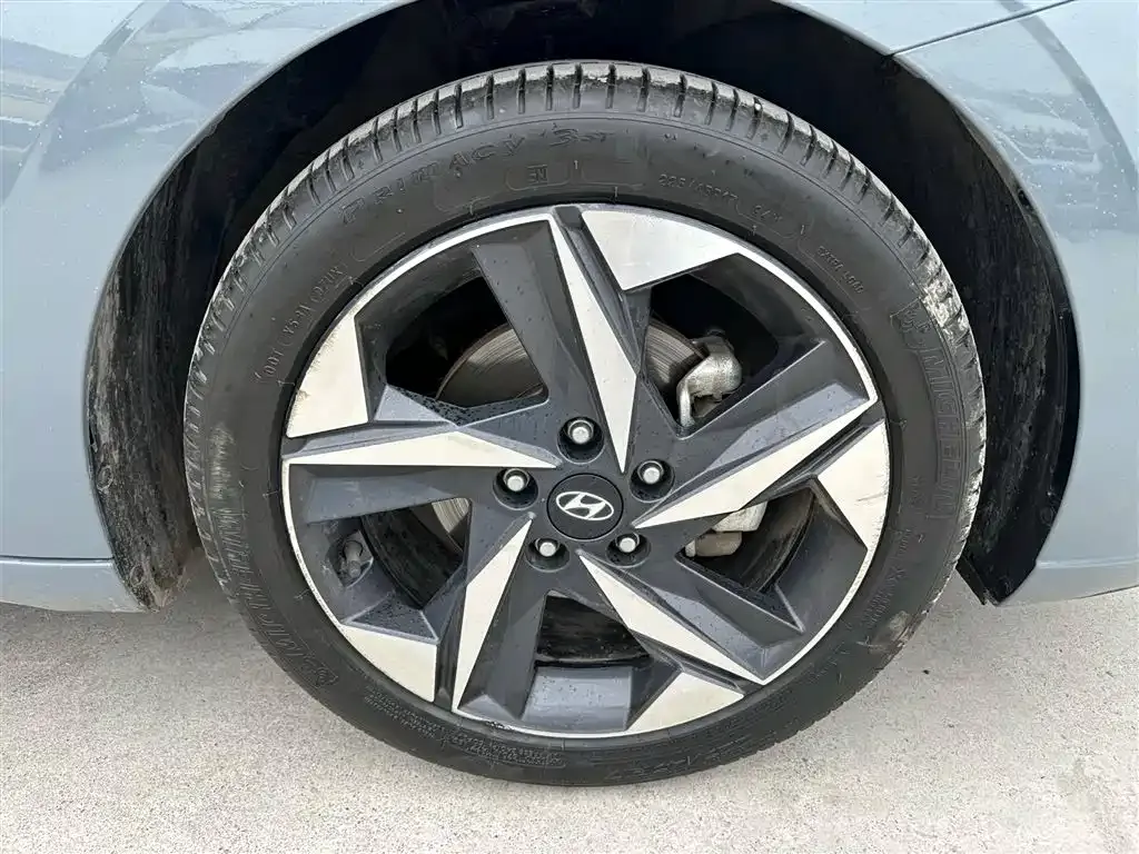 Hyundai Elantra 2023 из CN, фото 9
