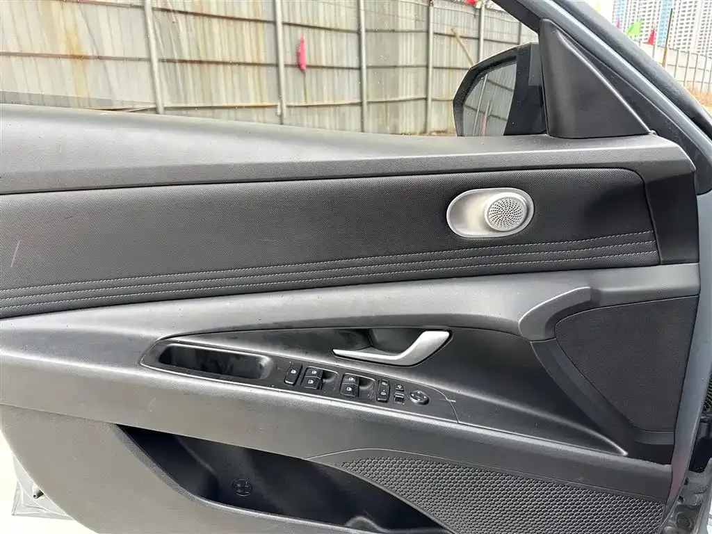Hyundai Elantra 2023 из CN, фото 6