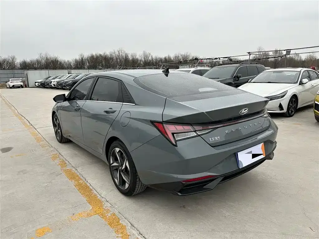 Hyundai Elantra 2023 из CN, фото 10