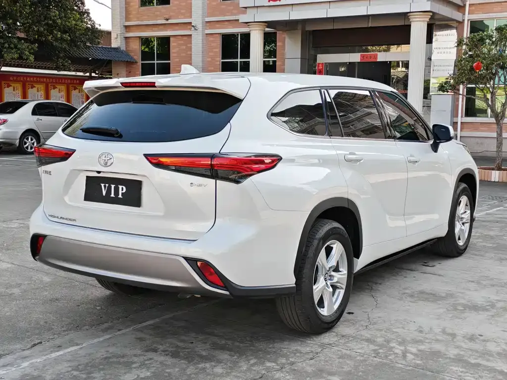 Toyota Highlander 2025 из CN, фото 4