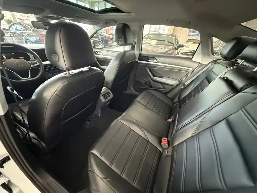Volkswagen Lavida 2024 из CN, фото 9