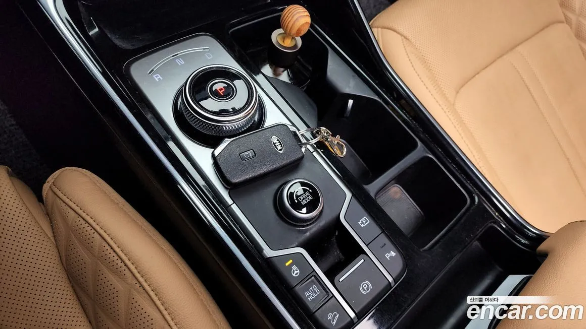 Kia Sorento — фото 8