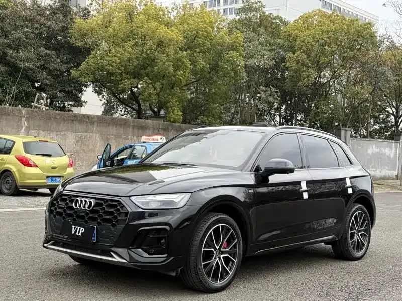 Audi Q5L 2023 из CN, фото 1