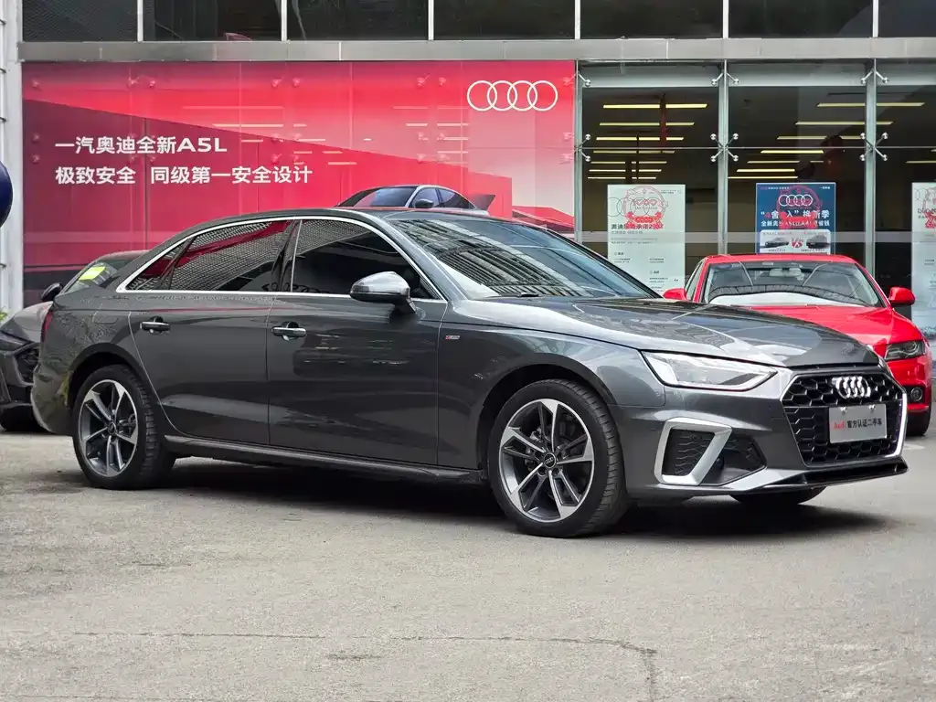 Audi A4L 2024 из CN, фото 7