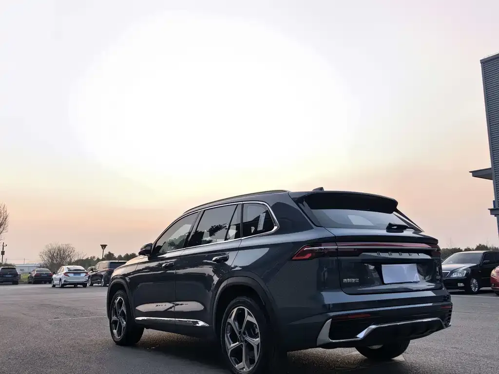 Geely Xingyue L — фото 2