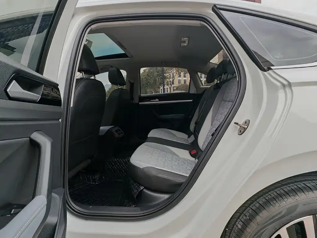 Volkswagen Lavida 2022 из CN, фото 9