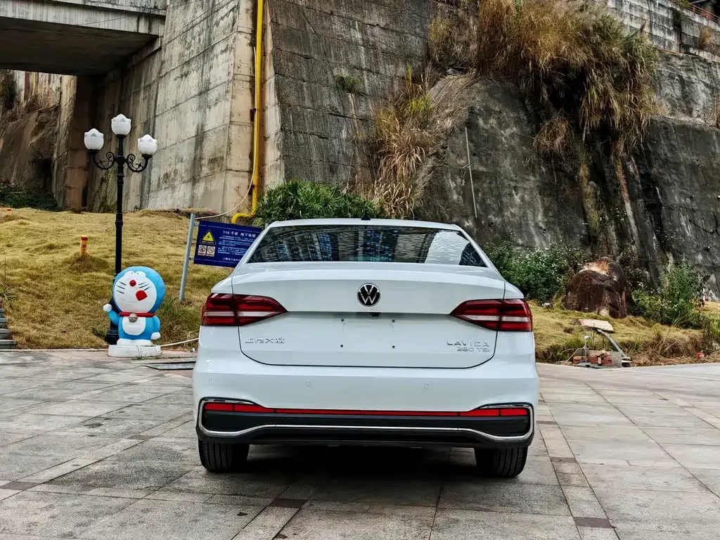 Volkswagen Lavida 2022 из CN, фото 8
