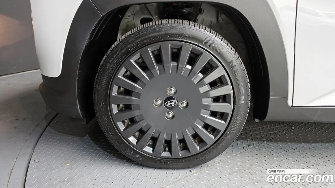 Hyundai Casper 2023 из KR, фото 2