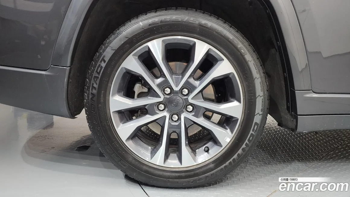 Jeep Cherokee 2023 из KR, фото 7