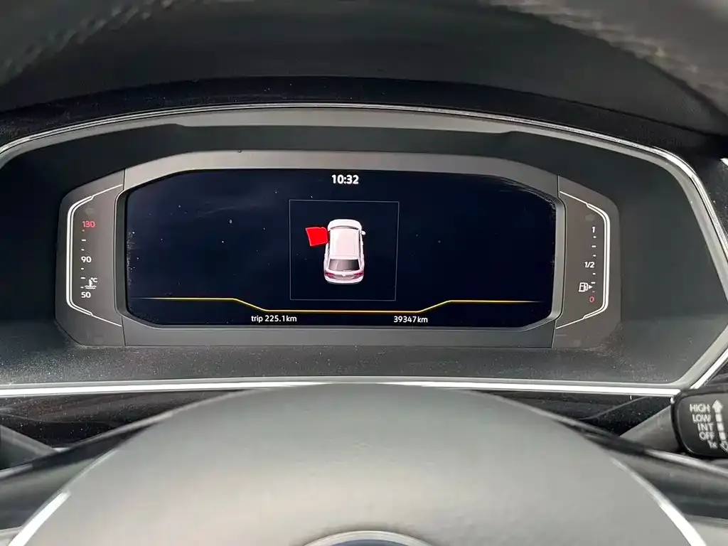 Volkswagen Tiguan L 2021 из CN, фото 3