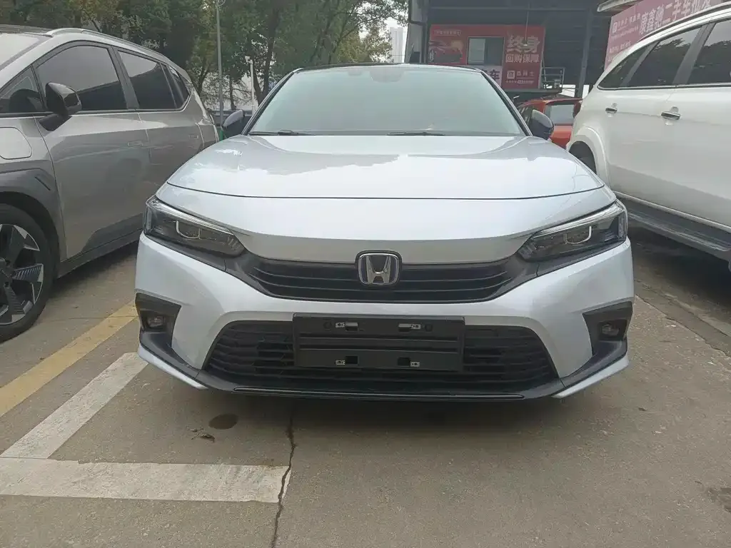 Honda Civic — фото 1