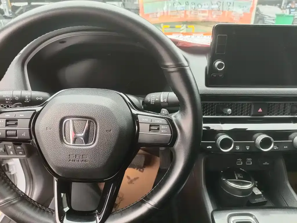 Honda Civic — фото 8