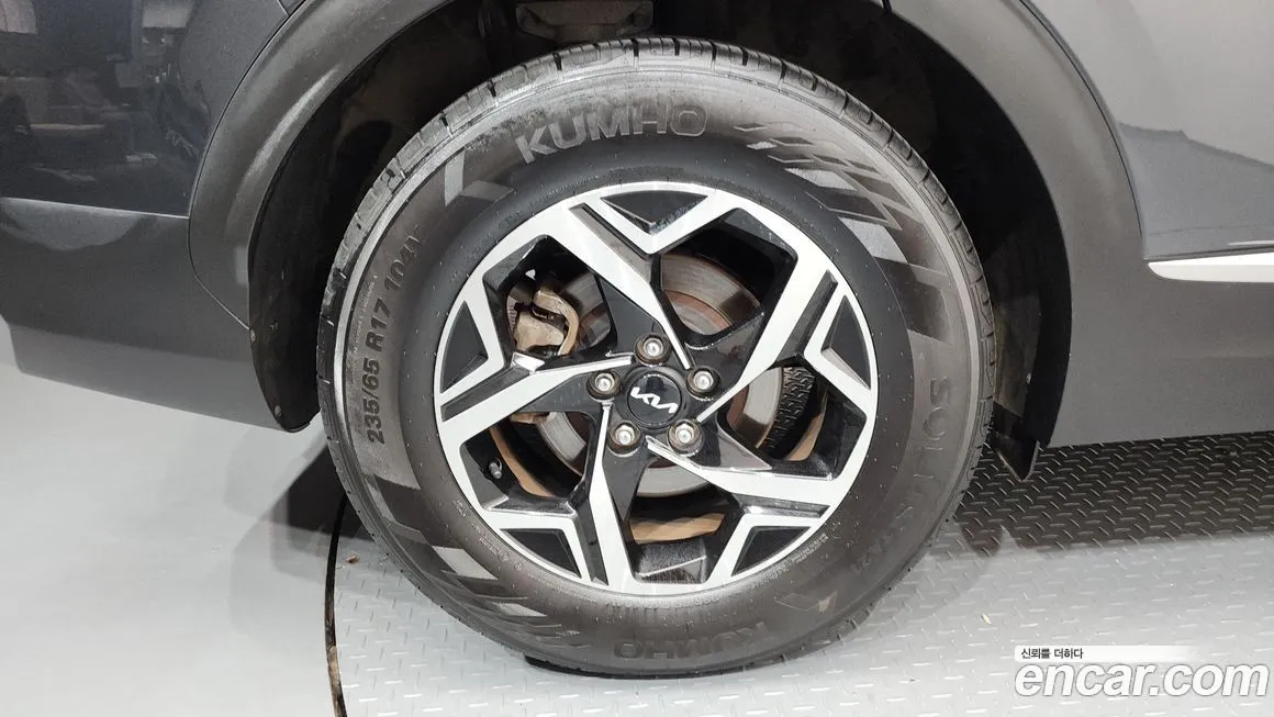 Kia Sportage — фото 10