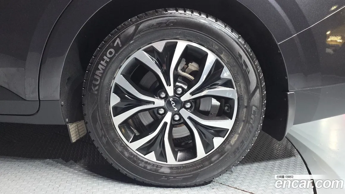 Kia Carnival 2023 из KR, фото 9