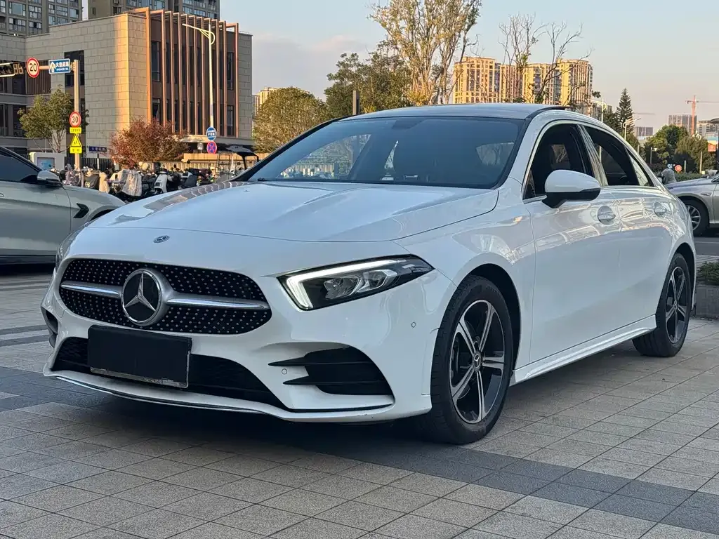 Mercedes-Benz A-Class — фото 8