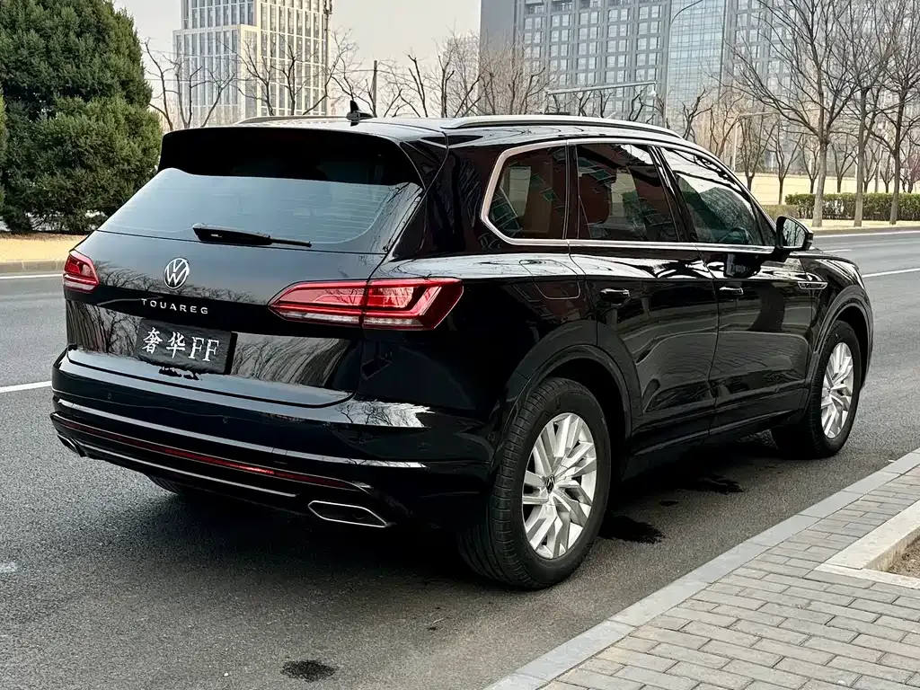 Volkswagen Touareg 2022 из CN, фото 10