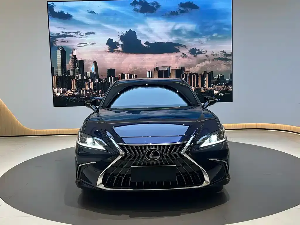 Lexus ES 2023 из CN, фото 10
