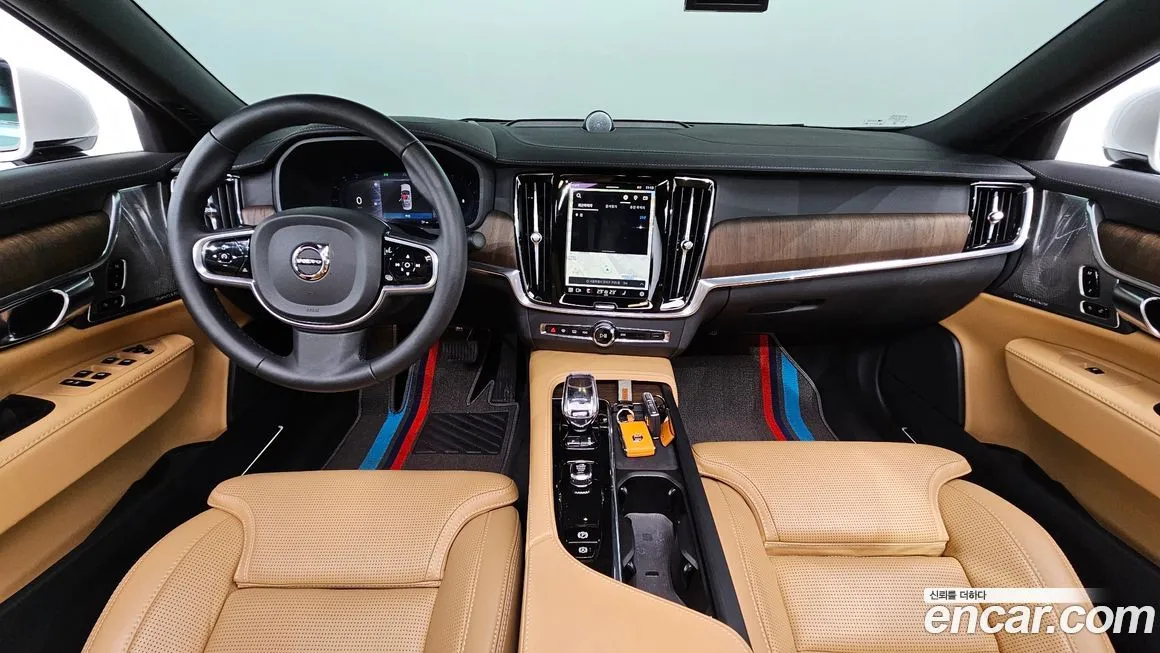 Volvo S90 2024 из KR, фото 4