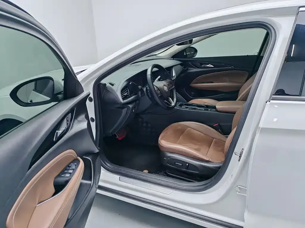 Buick Regal 2023 из CN, фото 10