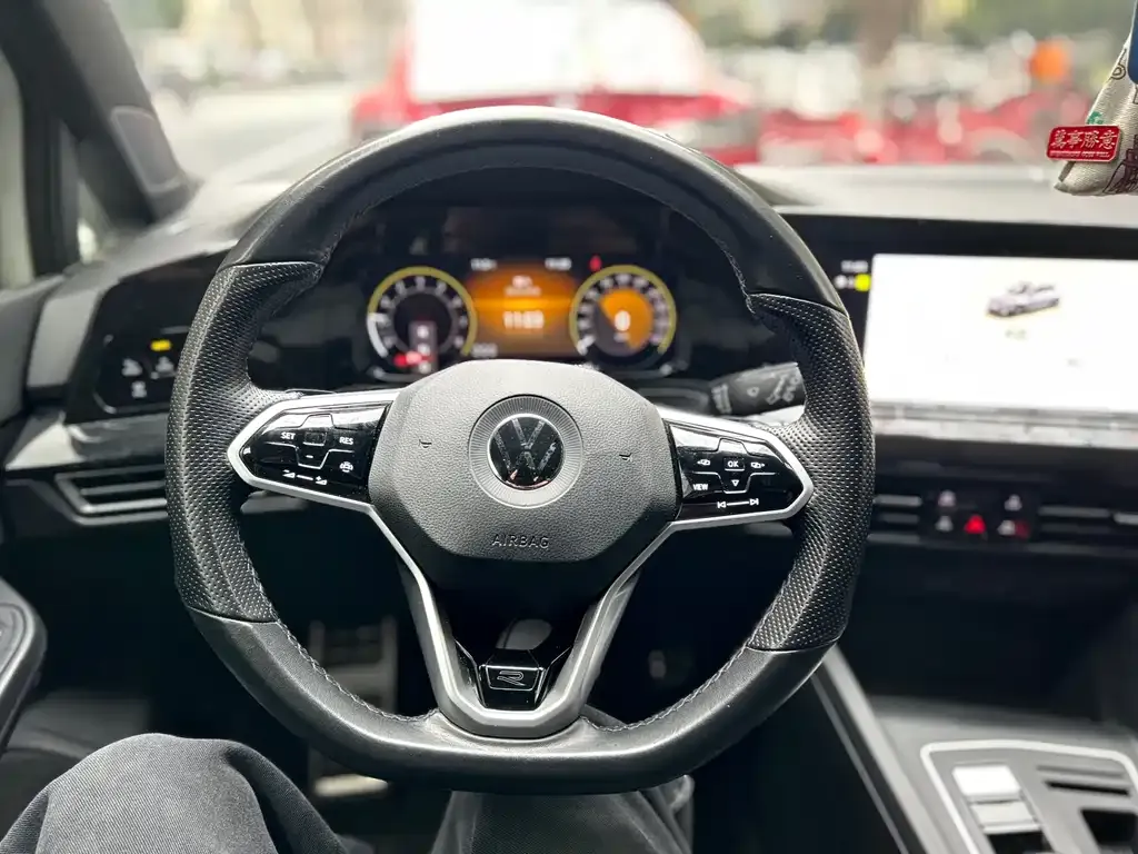 Volkswagen Golf 2022 из CN, фото 9