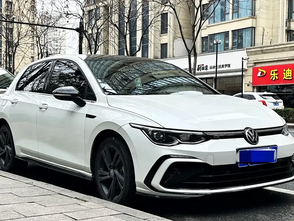 Volkswagen Golf 2022 из CN, фото 6