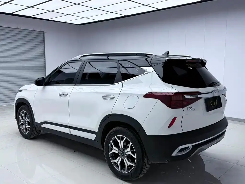 Kia KX3 2022 из CN, фото 7