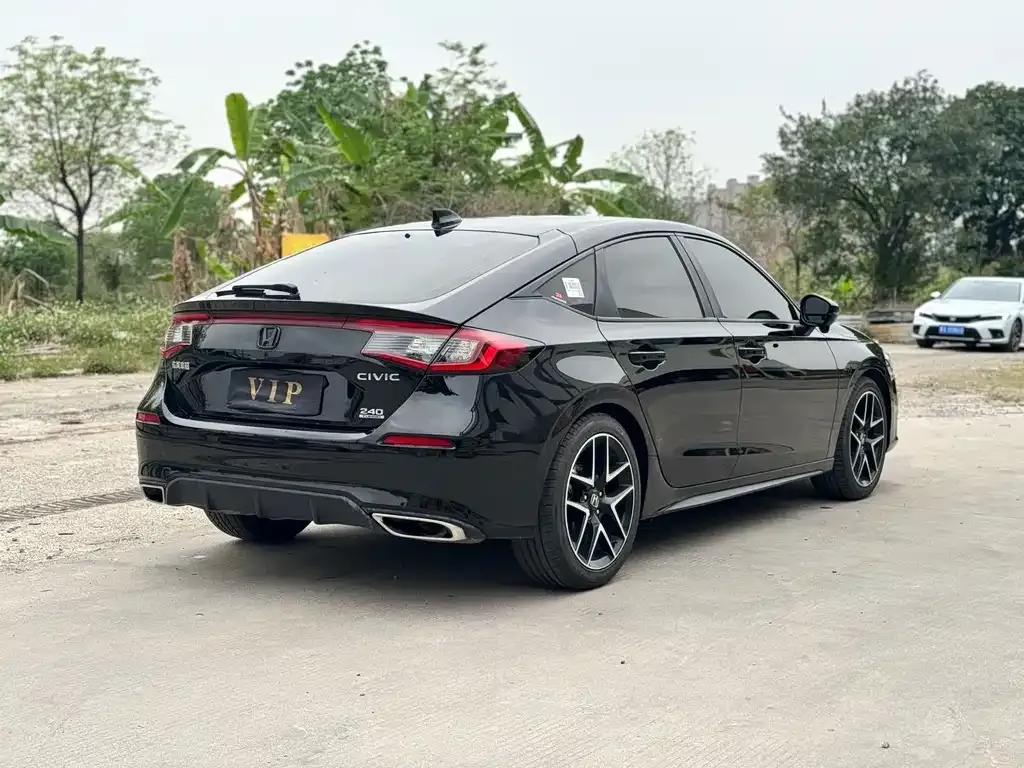 Honda Civic — фото 7