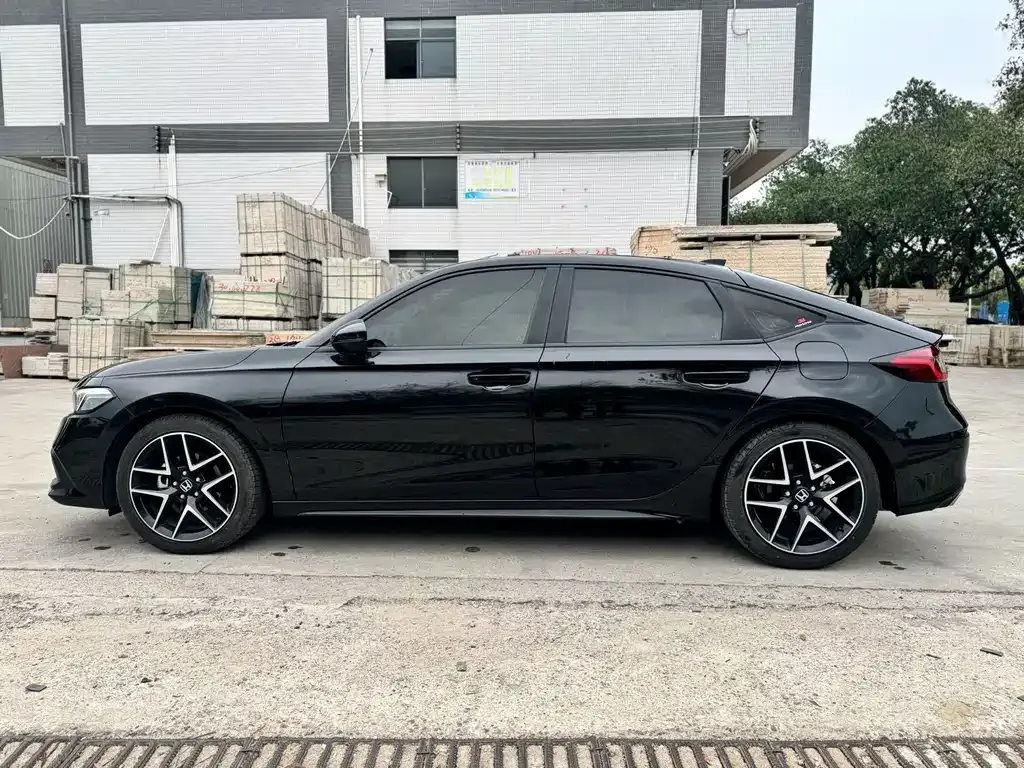 Honda Civic — фото 9