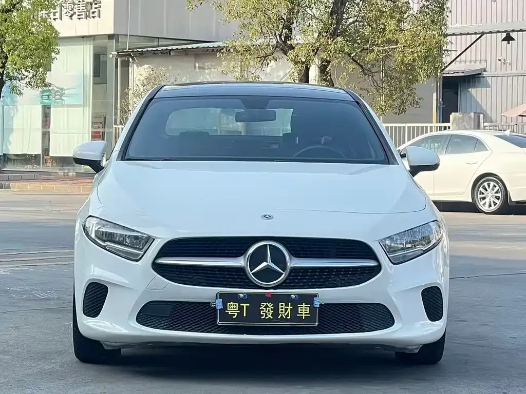 Mercedes-Benz A-Class 2021 из CN, фото 2