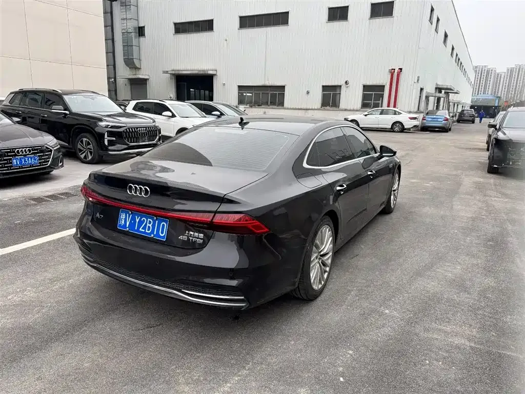 Audi A7L — фото 3