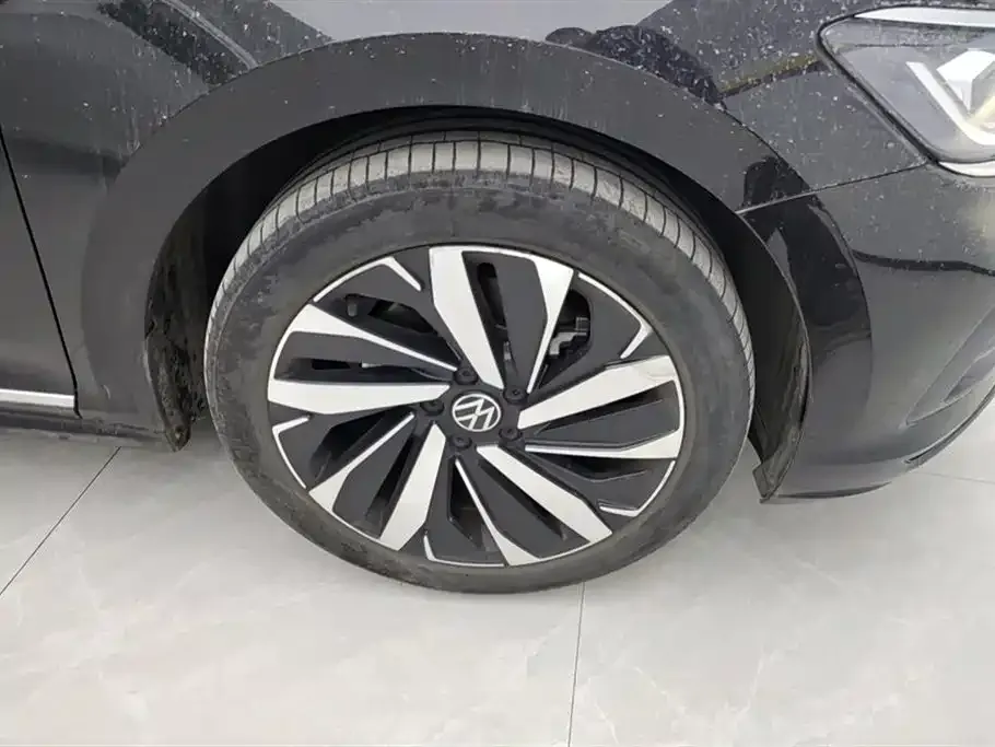 Volkswagen Passat — фото 10
