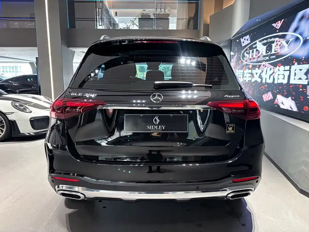 Mercedes-Benz GLE — фото 8