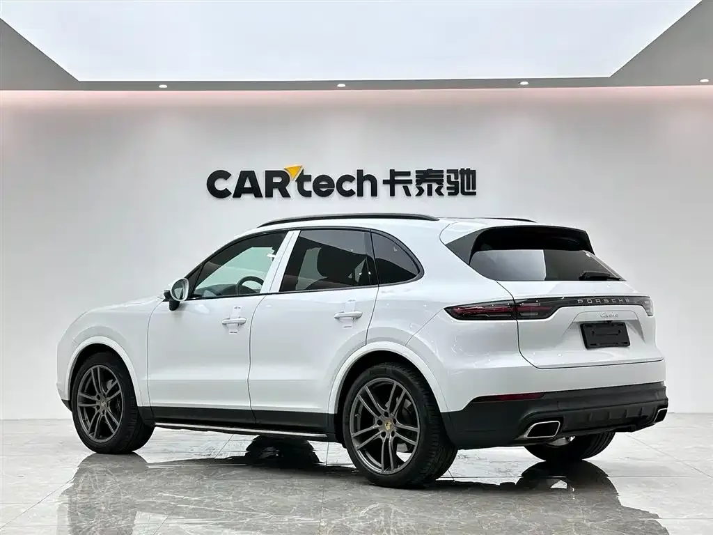 Porsche Cayenne — фото 6