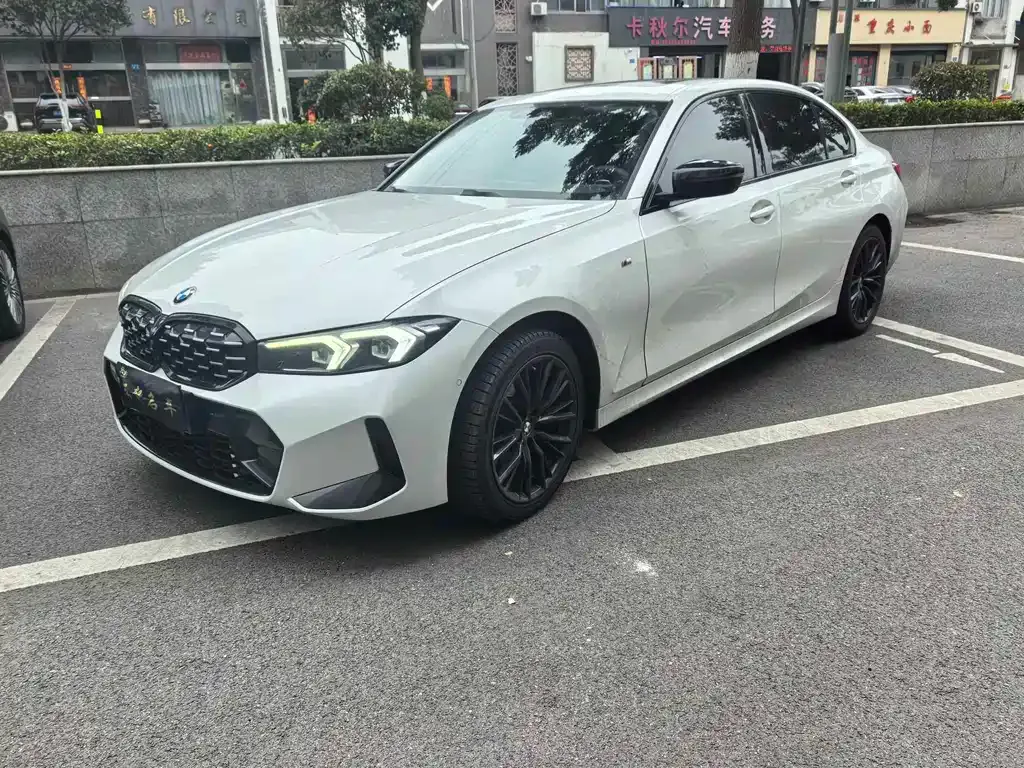 BMW 3 Series 2023 из CN, фото 1