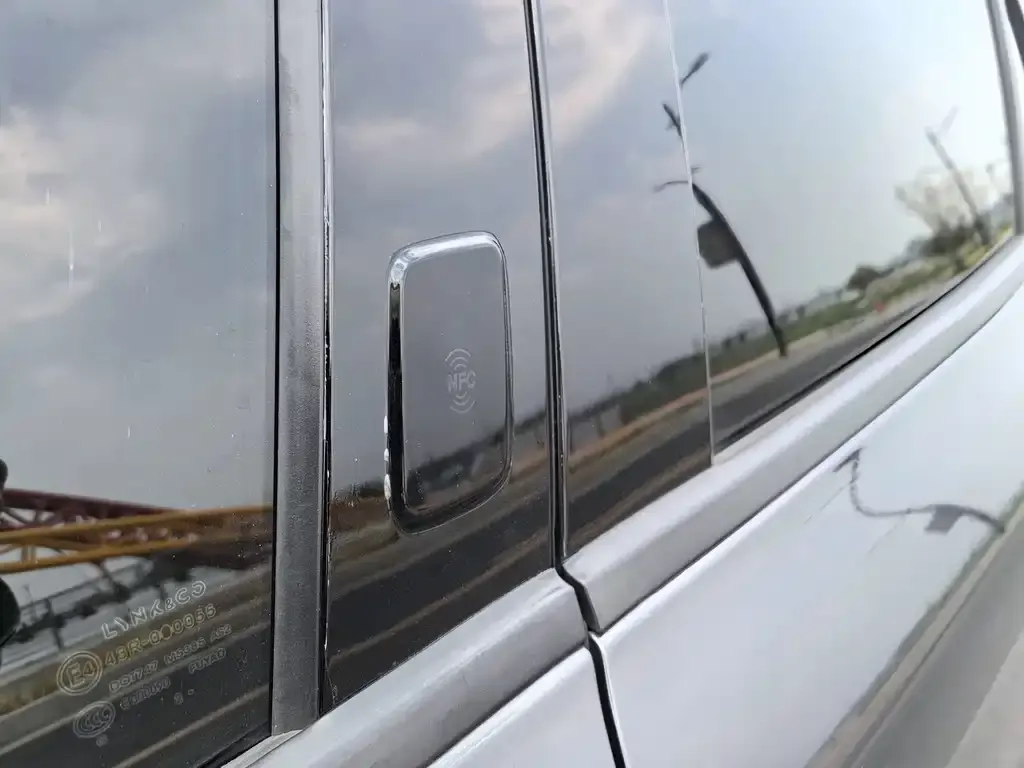 Lynk & Co 03 2024 из CN, фото 2