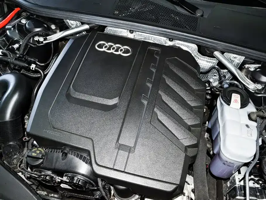 Audi A6L — фото 9