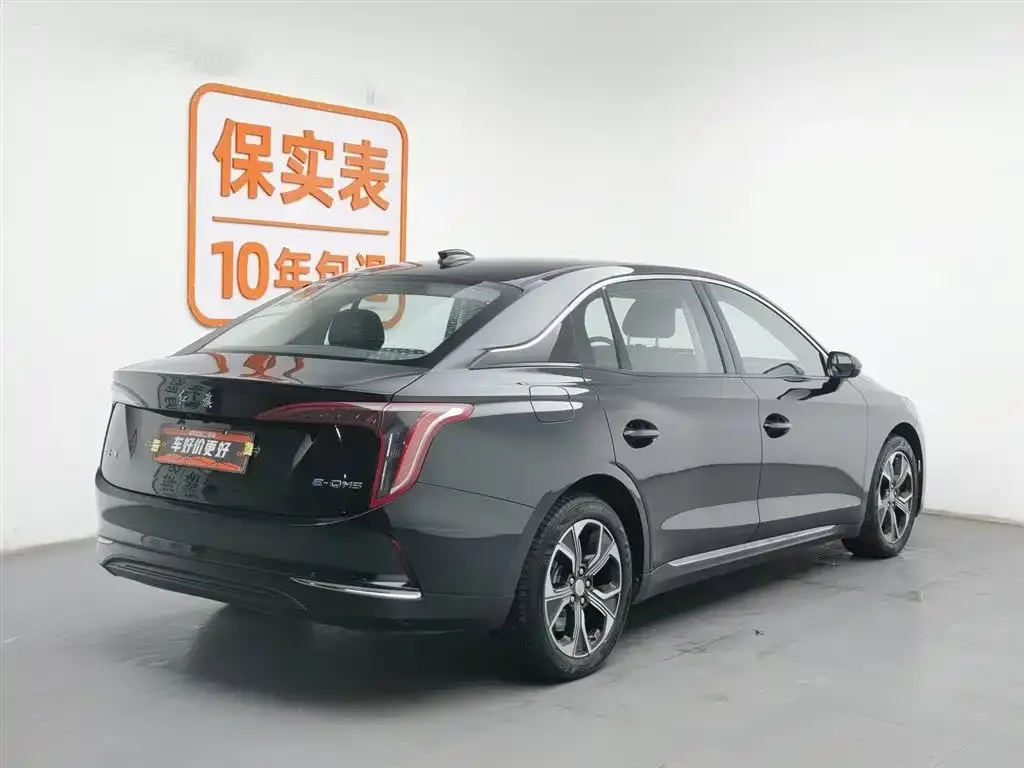 Hongqi E-QM5 — фото 2
