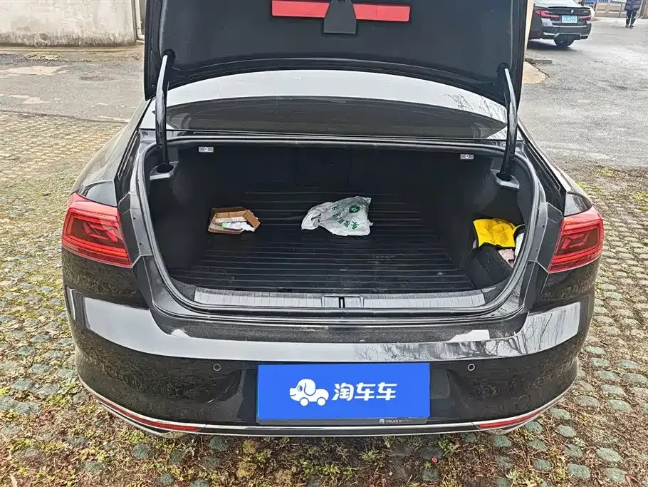 Volkswagen Magotan 2021 из CN, фото 5