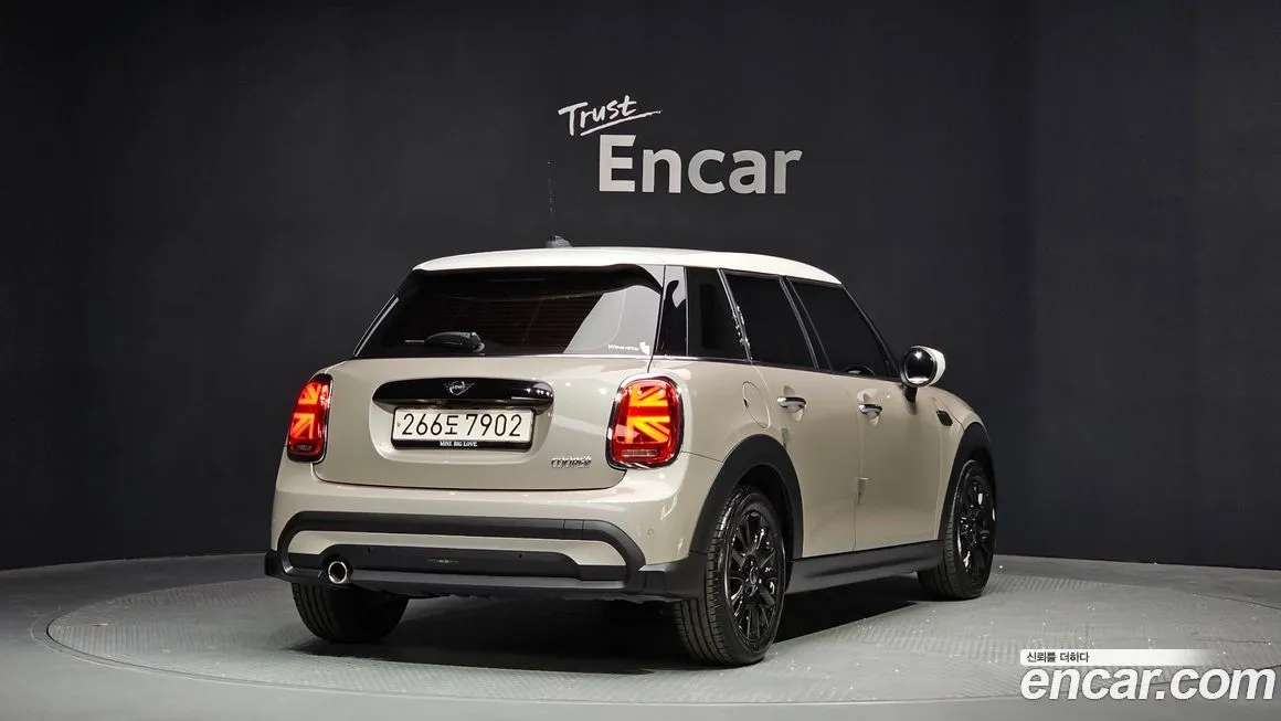 Mini Cooper 2024 из KR, фото 4