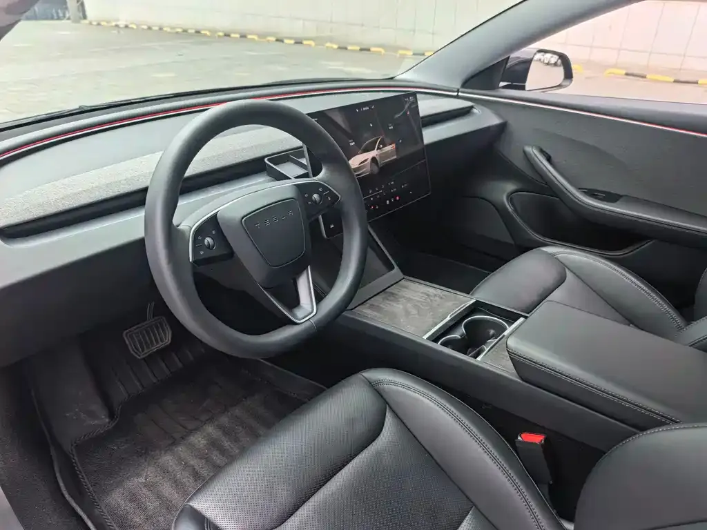 Tesla Model 3 2023 из CN, фото 10