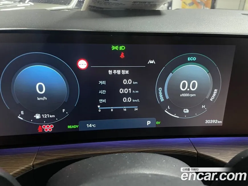Hyundai Santafe 2025 из KR, фото 10