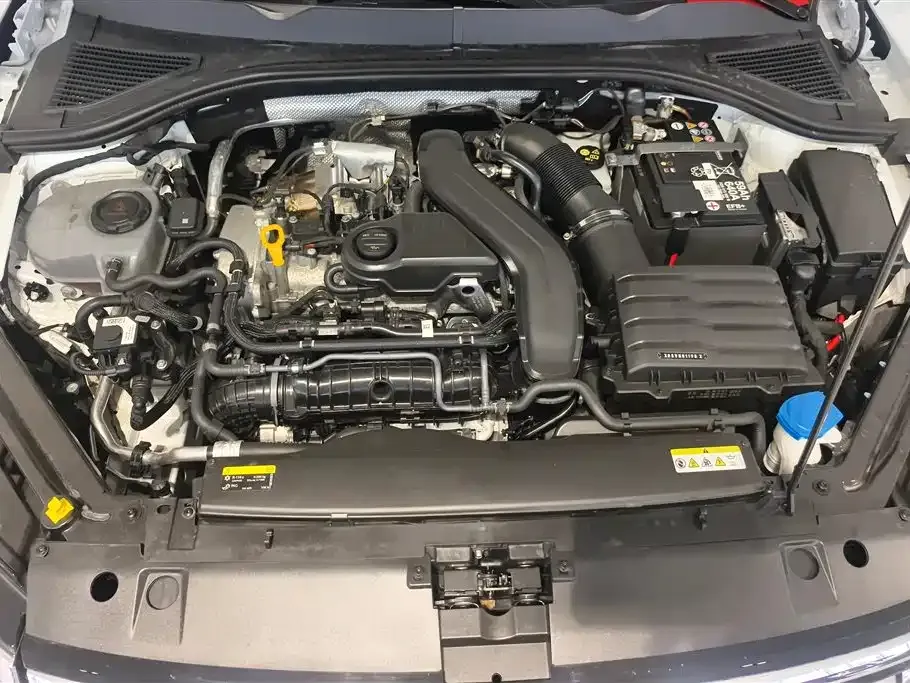 Volkswagen Bora 2024 из CN, фото 9