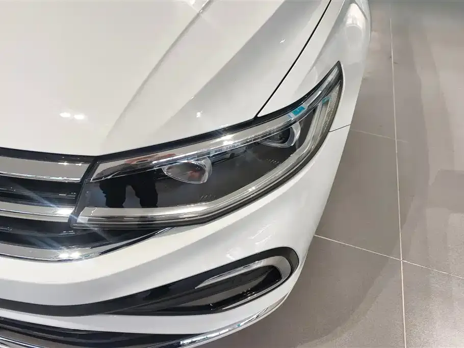 Volkswagen Bora 2024 из CN, фото 7