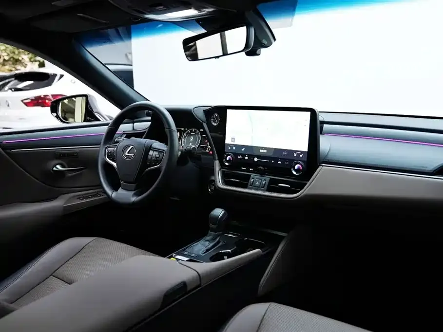 Lexus ES 2025 из CN, фото 8